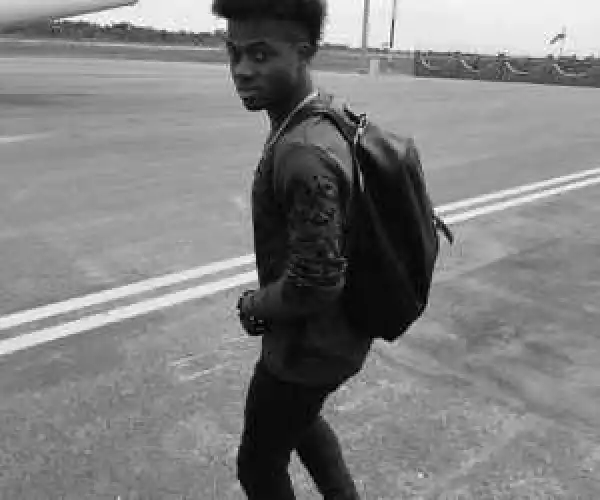Photos: Korede Bello Hangs Out With His Beautiful Social Media Fans